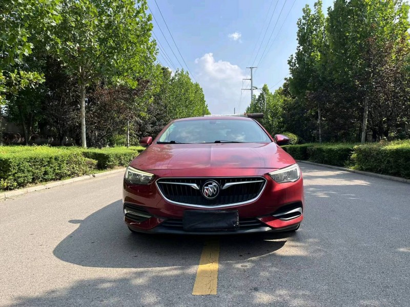 徐州18年别克君威9