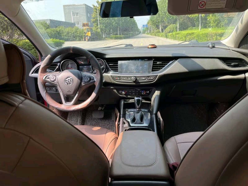 徐州18年别克君威3