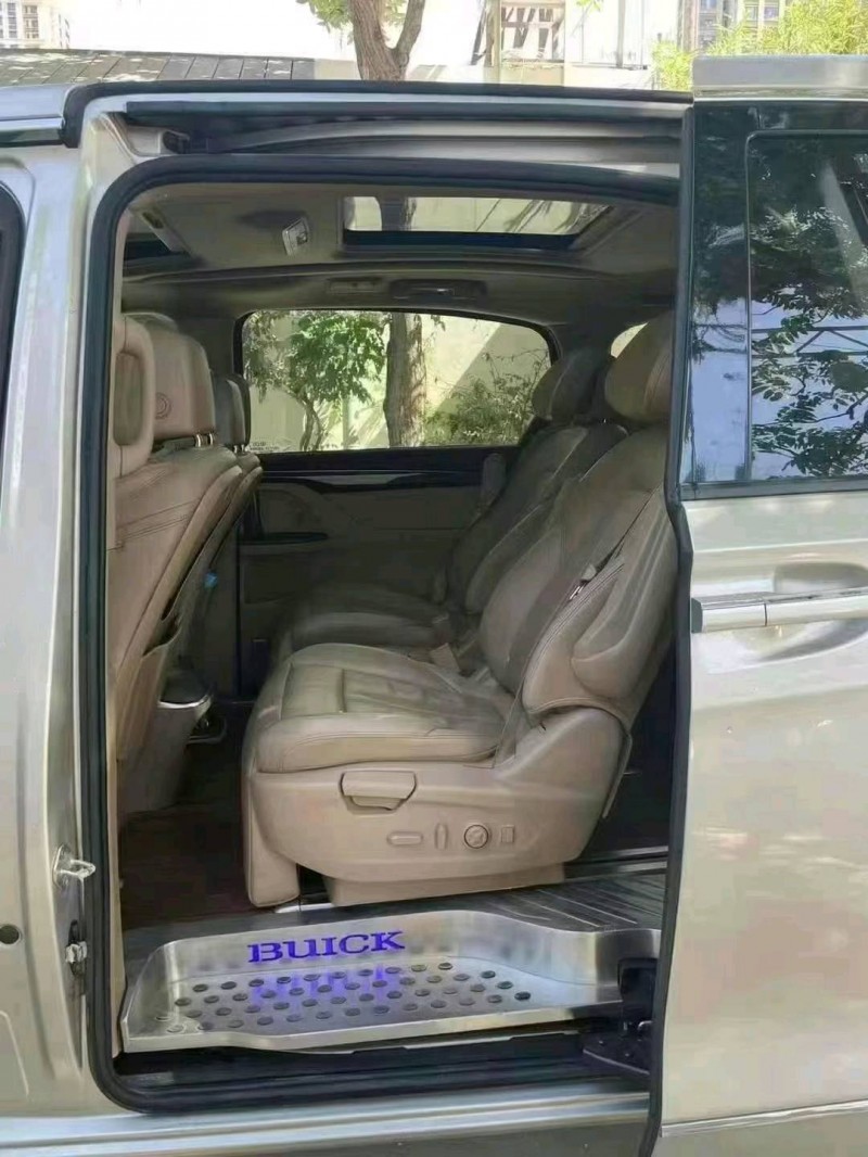 石家庄17年别克GL85