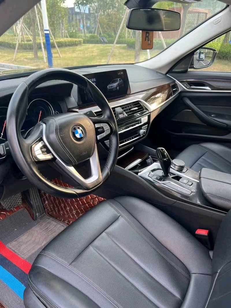 徐州18年宝马5系3