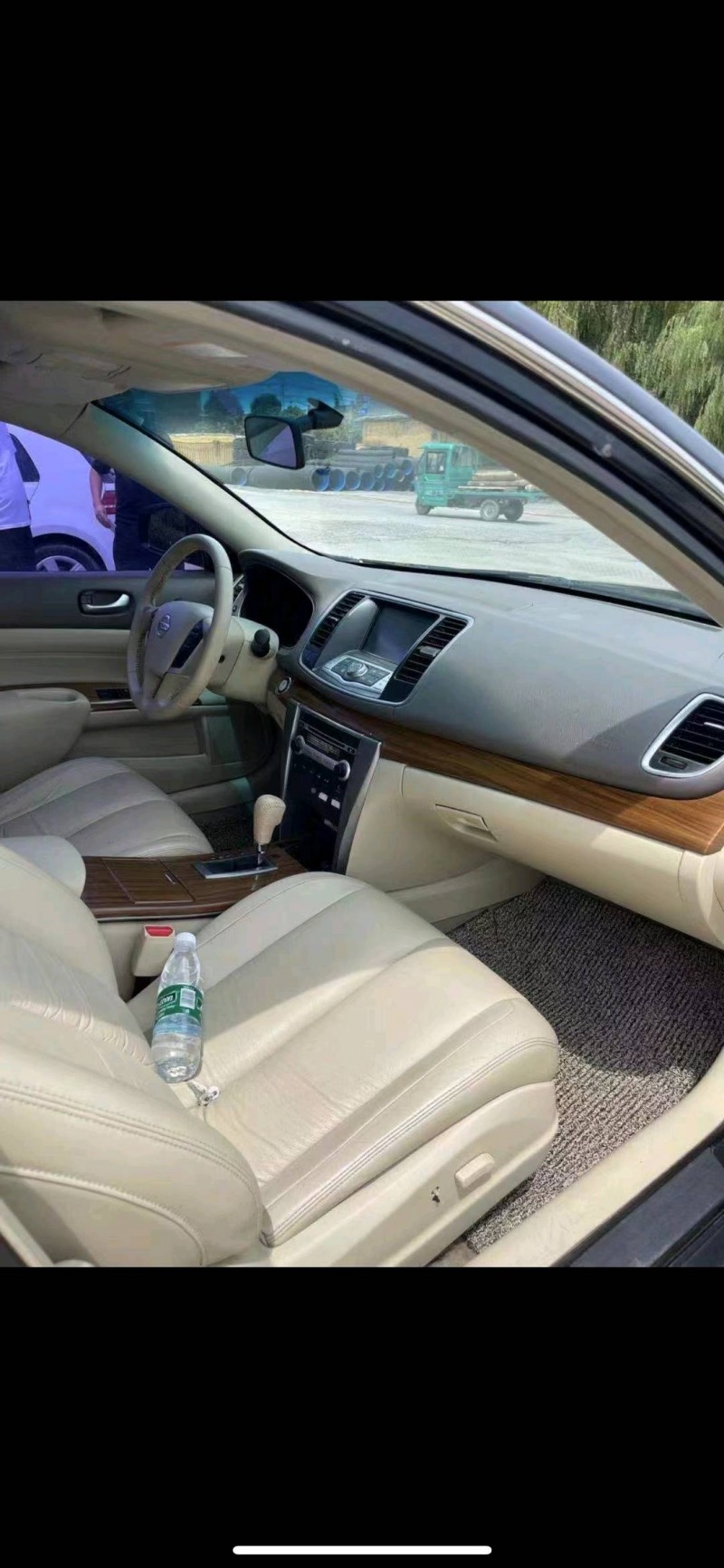 徐州12年日产天籁6