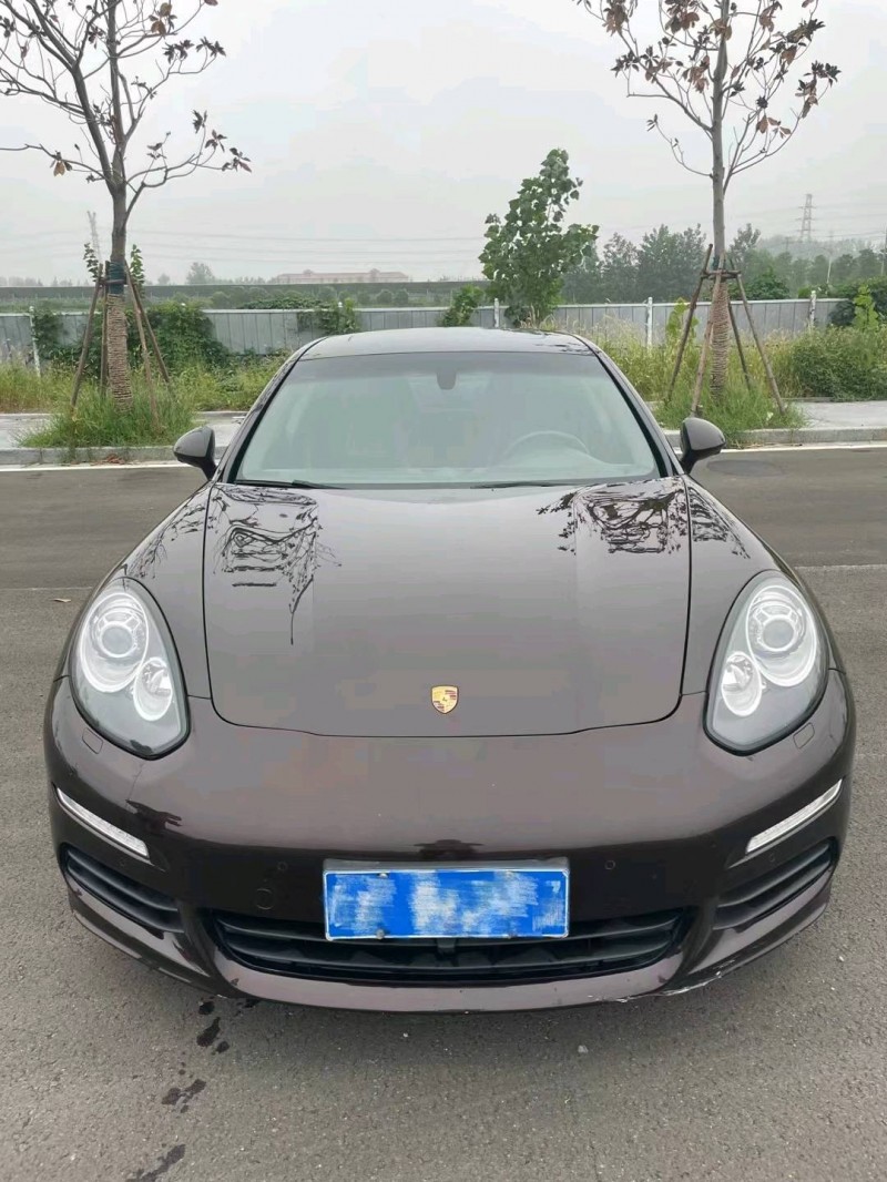 徐州14年保时捷帕拉梅拉1