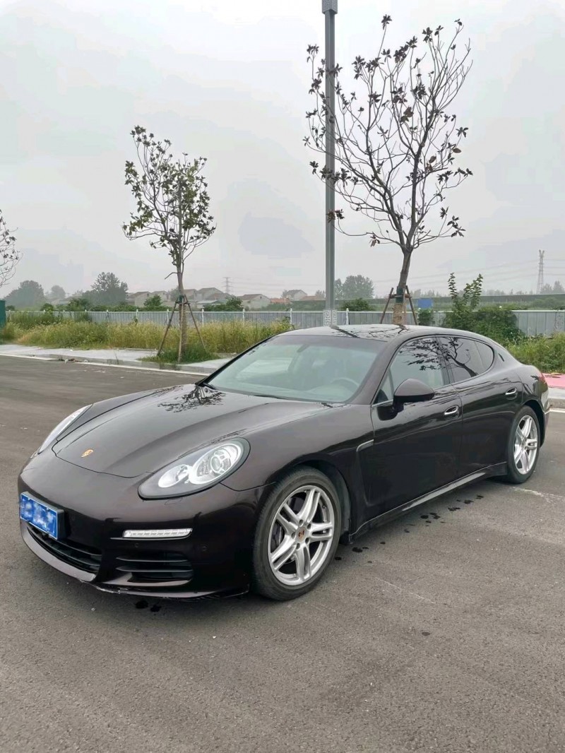 徐州14年保时捷帕拉梅拉3