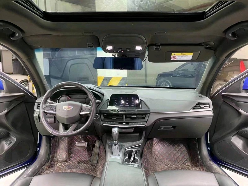 成都20年凯迪拉克CT48