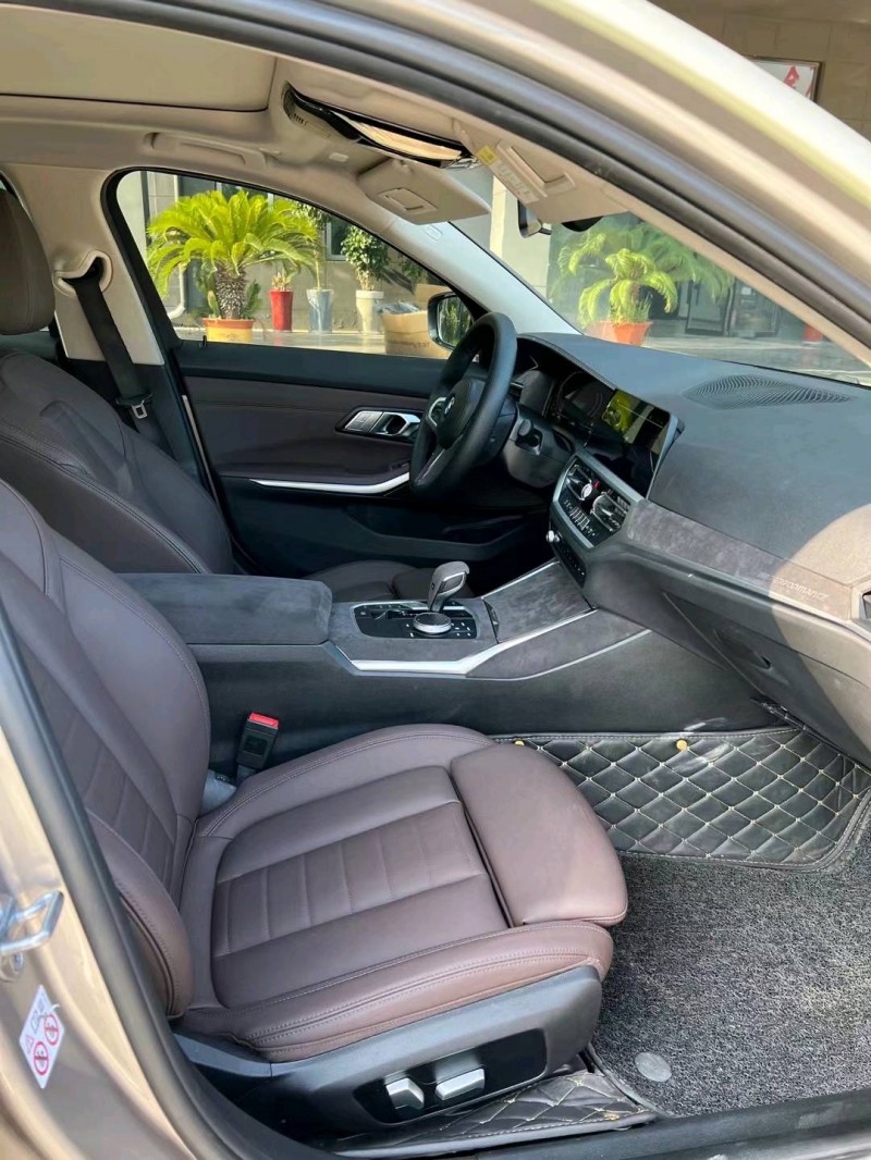 徐州21年宝马3系6