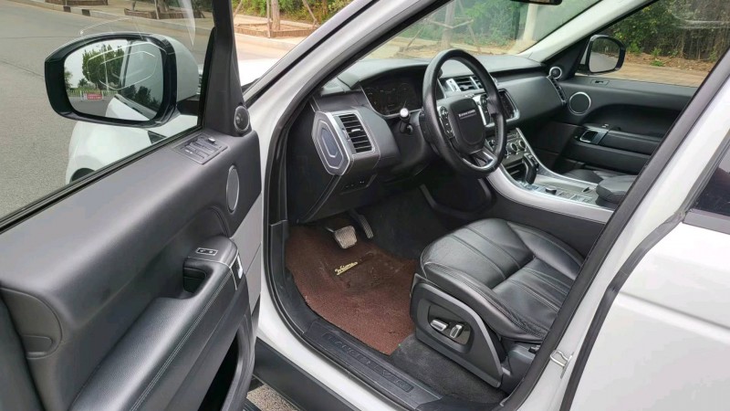 邢台16年路虎揽胜运动8