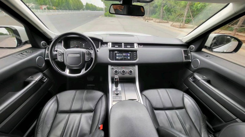 邢台16年路虎揽胜运动9