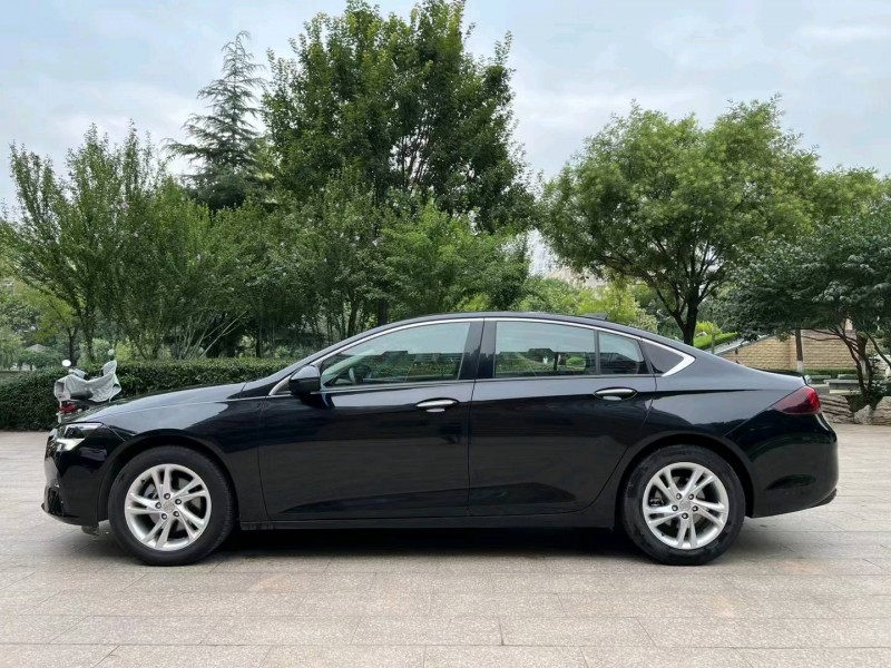 邢台21年别克君威4