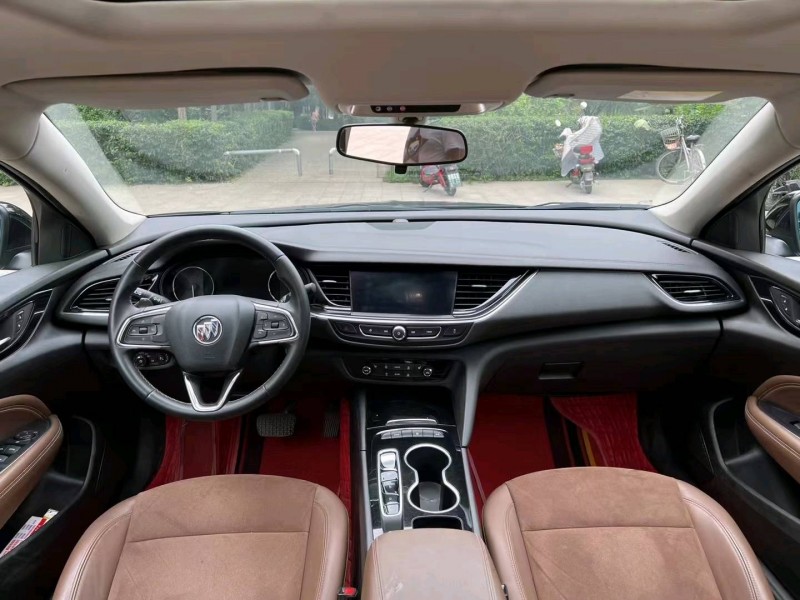 邢台21年别克君威8