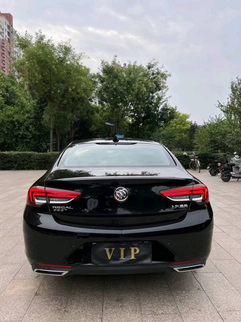 邢台21年别克君威9