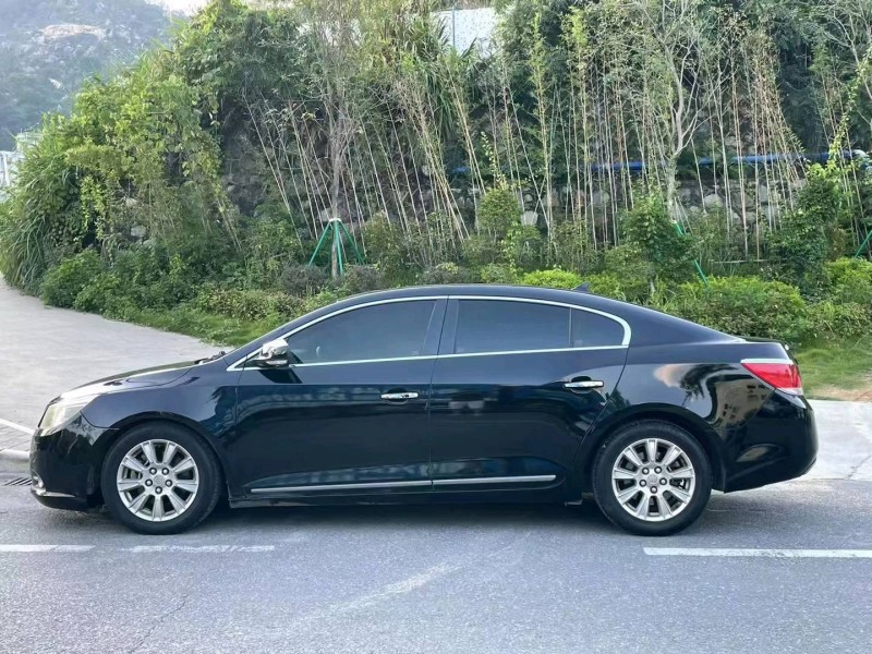 广州11年别克君越6