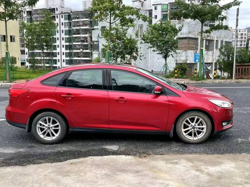 广州16年福特福克斯4