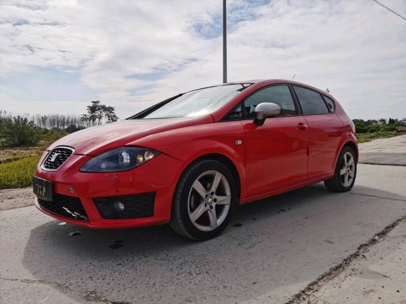 蚌埠13年西雅特LEON2