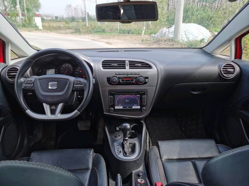 蚌埠13年西雅特LEON5