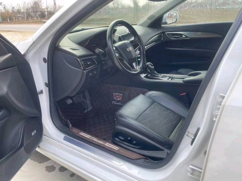 保定16年凯迪拉克ATS8