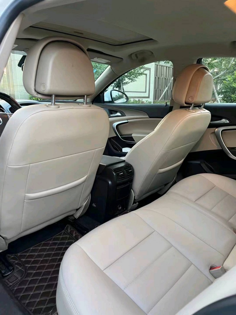 东营12年别克君威5