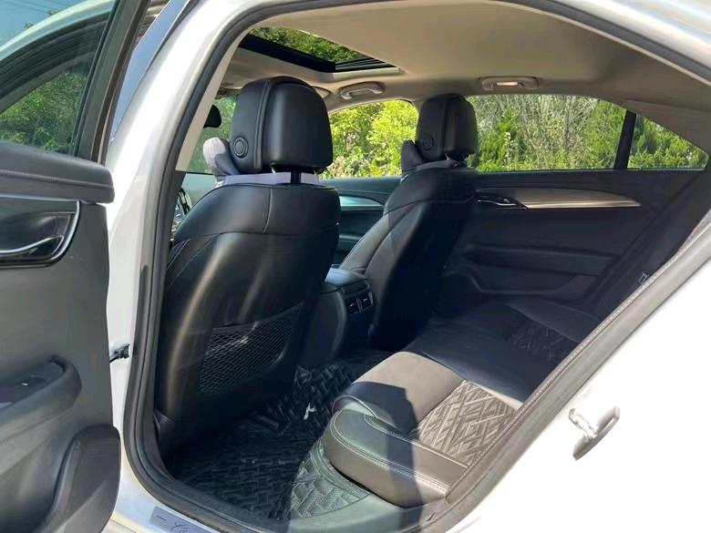 徐州18年凯迪拉克ATS6