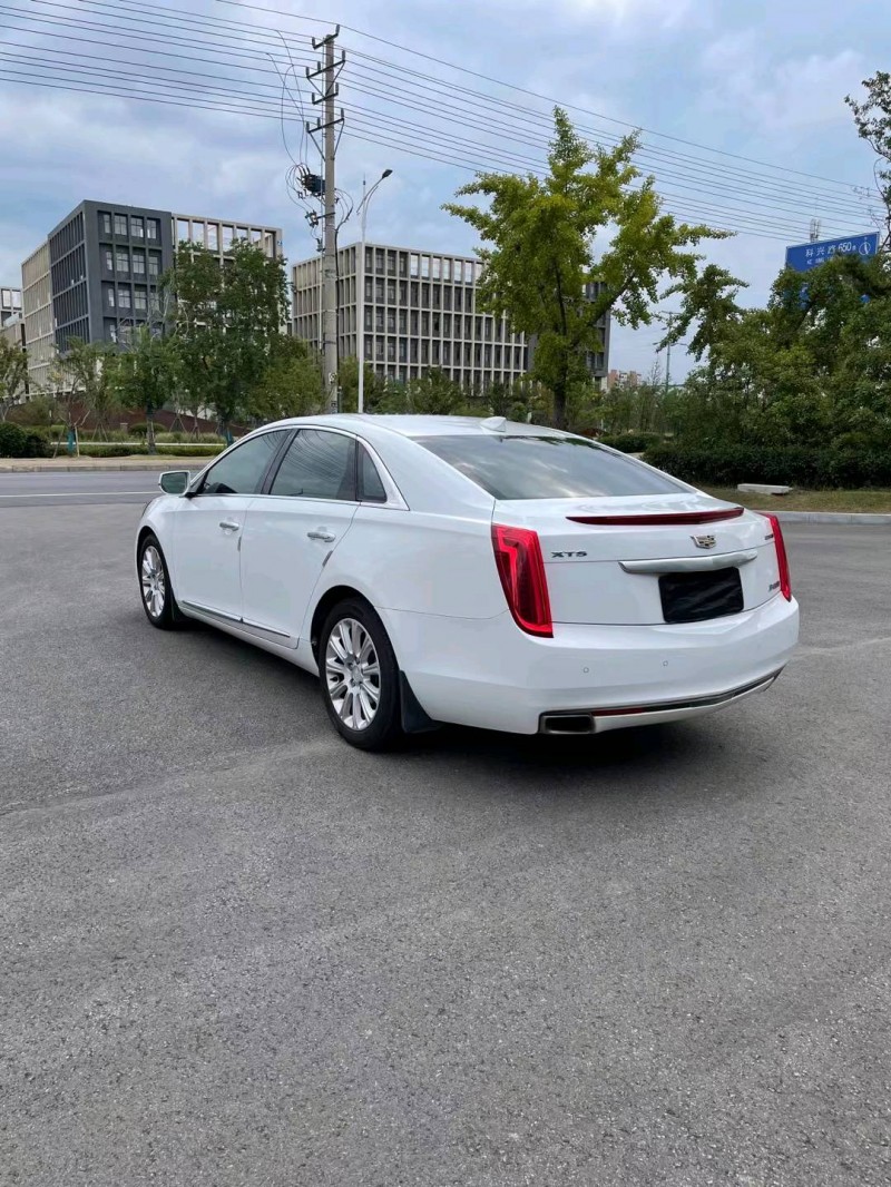 徐州17年凯迪拉克XTS7