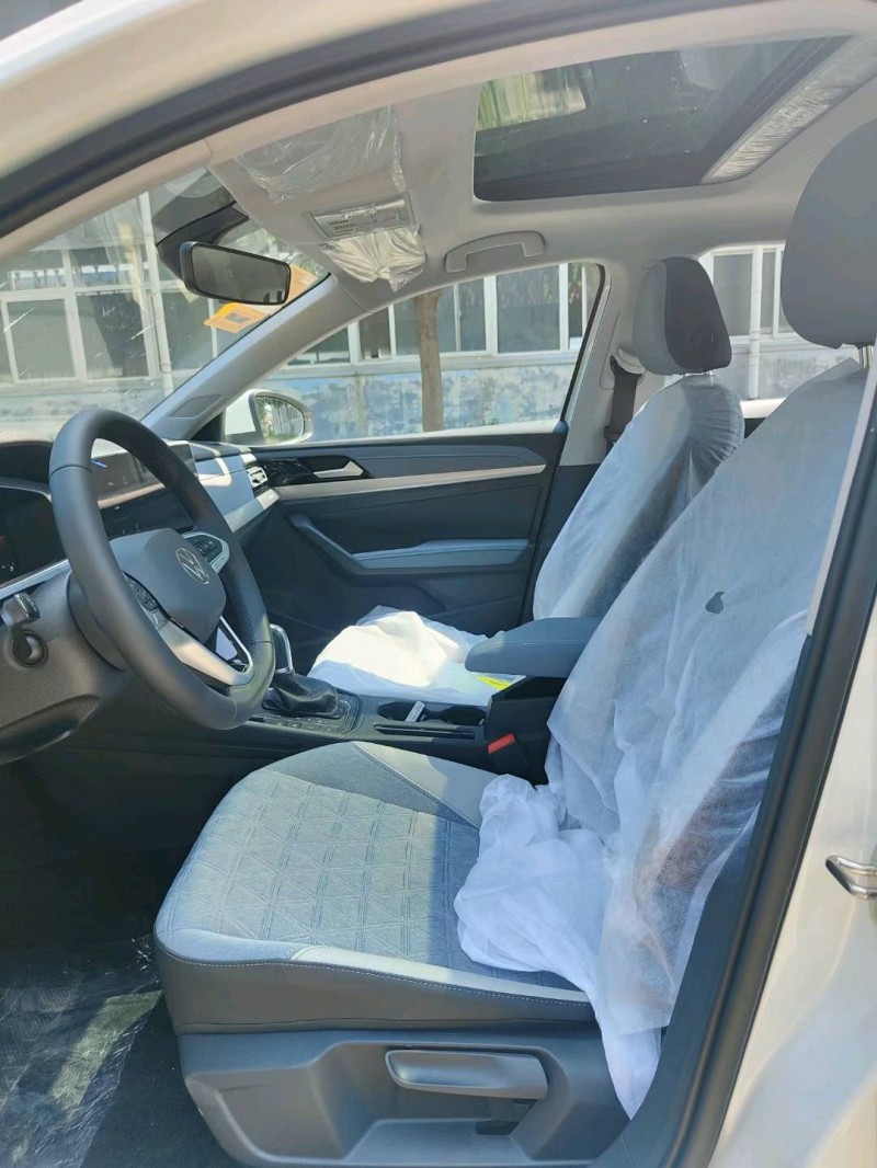 北京22年大众朗逸4