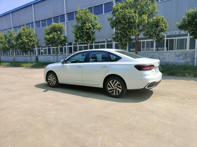 北京22年大众朗逸8