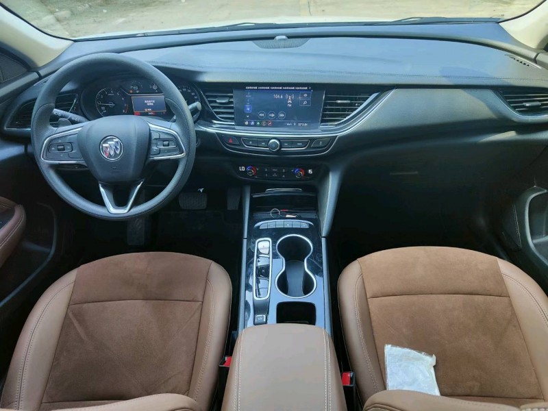 北京22年别克君威6