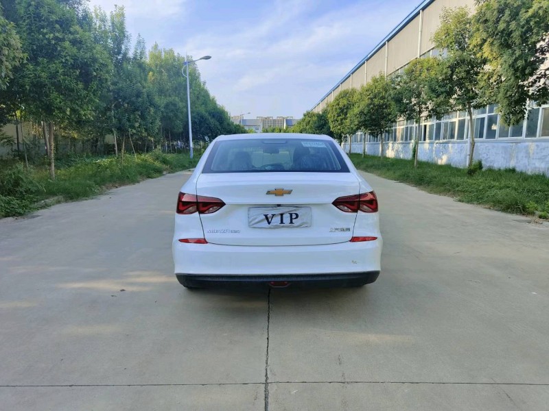 北京22年雪佛兰科鲁泽9