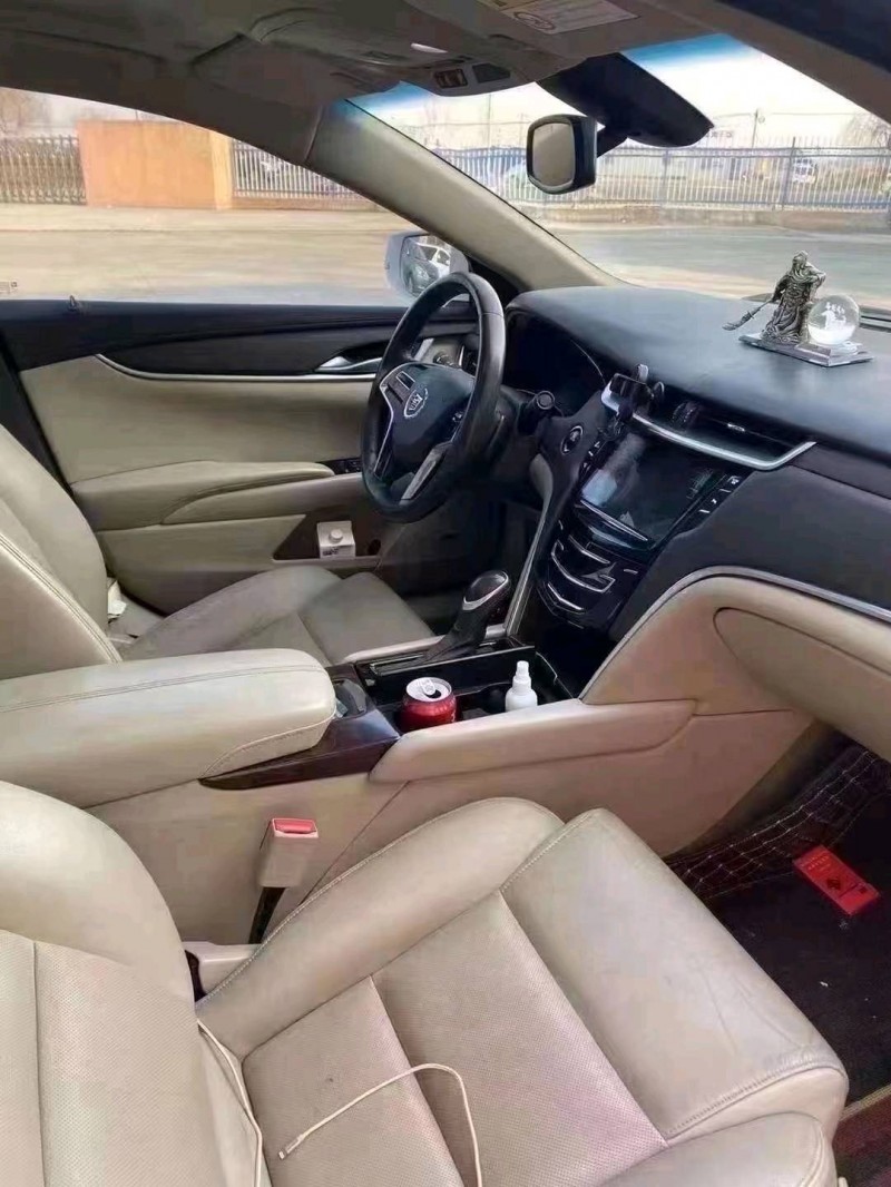 济宁16年凯迪拉克XTS7