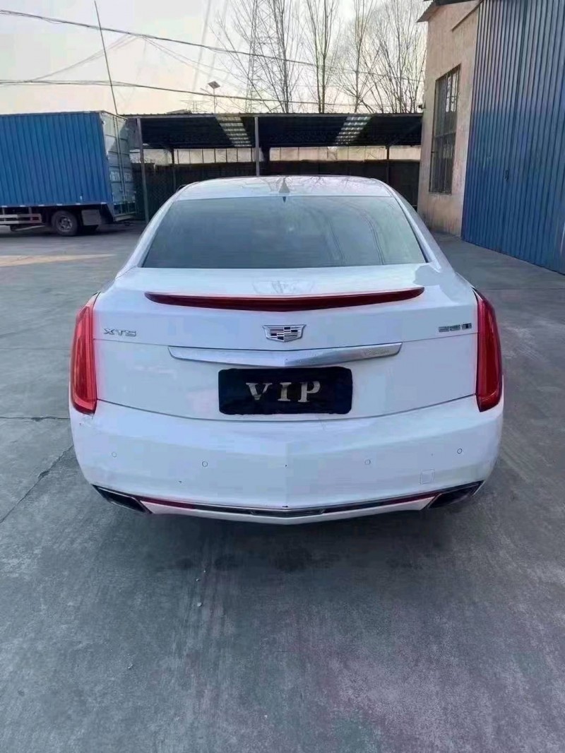 济宁16年凯迪拉克XTS8