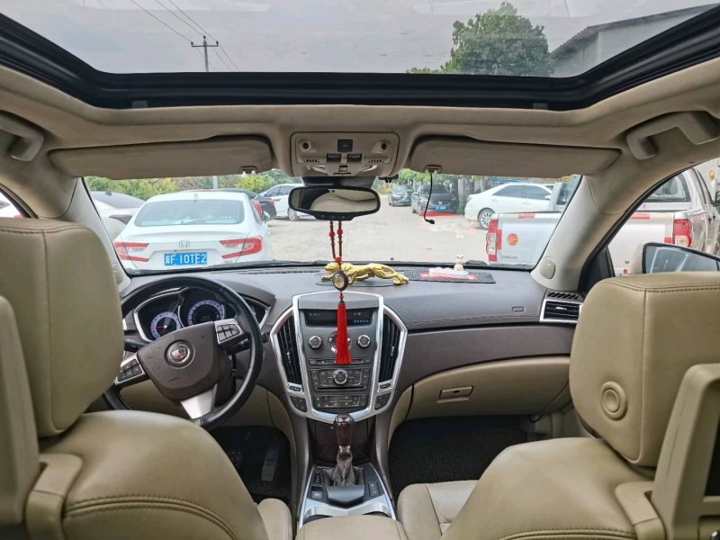 保定11年凯迪拉克SRX4