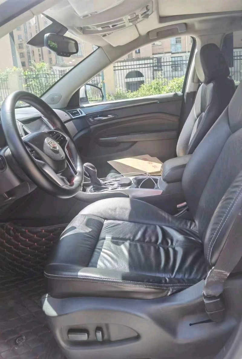 徐州13年凯迪拉克SRX4