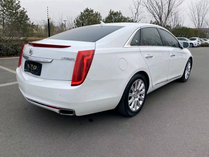济宁14年凯迪拉克XTS4