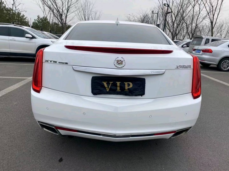 济宁14年凯迪拉克XTS5
