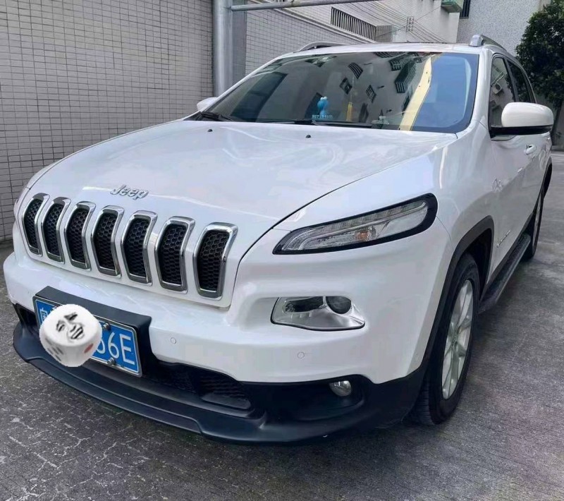 廣州17年Jeep自由光2