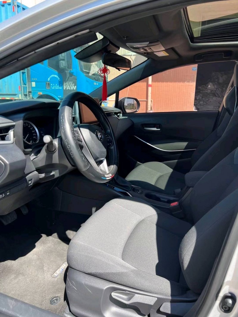 东莞22年丰田雷凌4