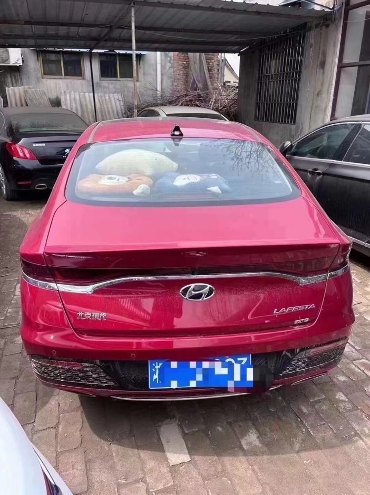 北京20年现代菲斯塔6