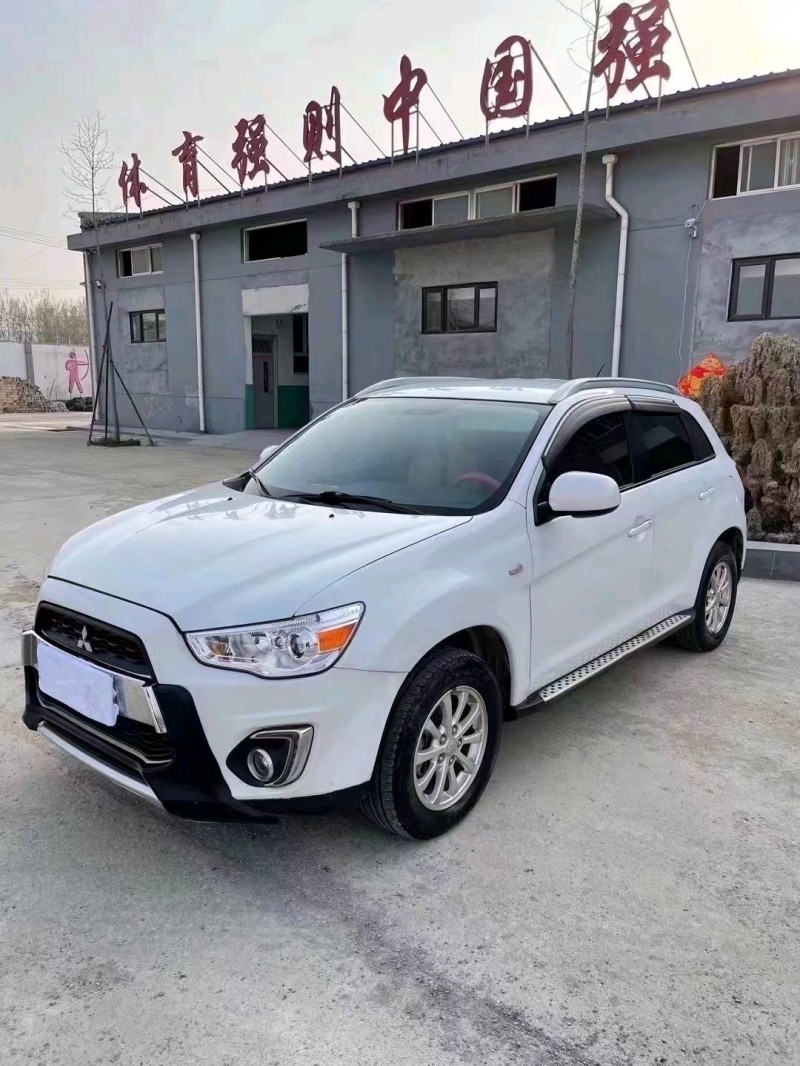 北京15年三菱劲炫3