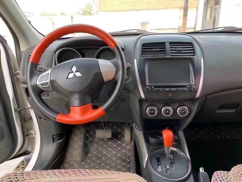 北京15年三菱劲炫7