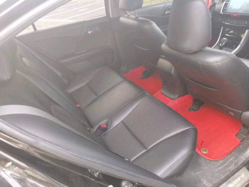 北京18年本田雅阁4