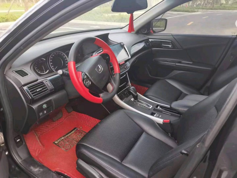 北京18年本田雅阁5