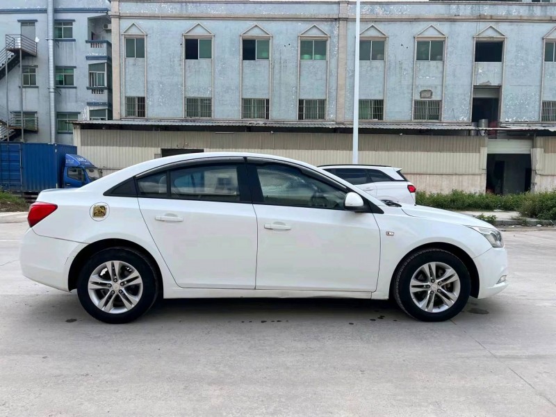 东莞16年雪佛兰科鲁兹8