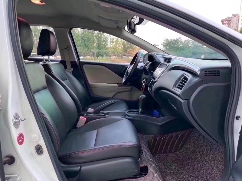 北京17年本田锋范4