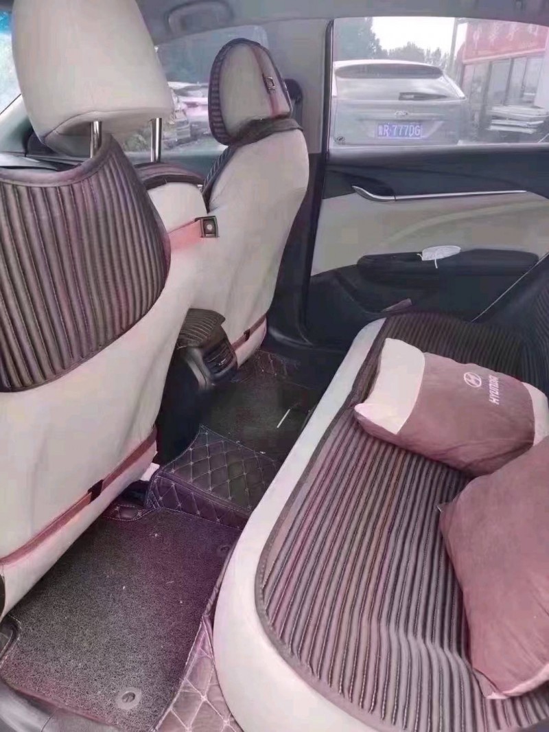 北京18年别克英朗5