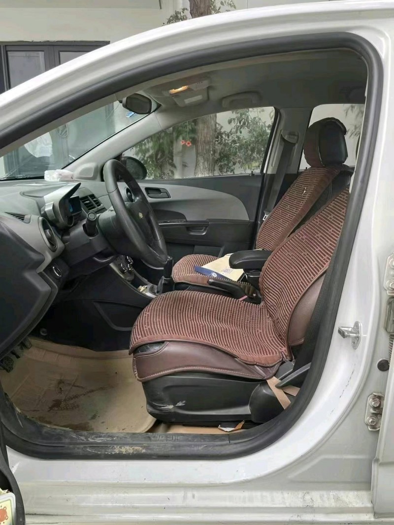 石家庄12年雪佛兰爱唯欧4