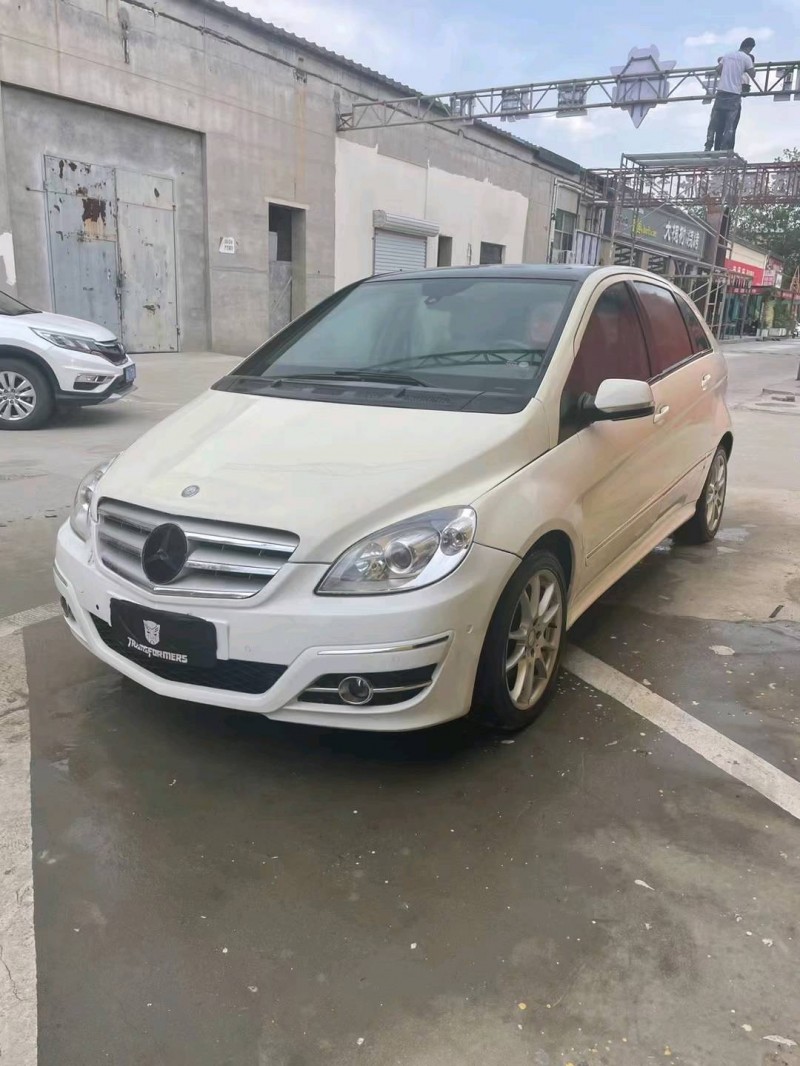 石家庄10年奔驰B2