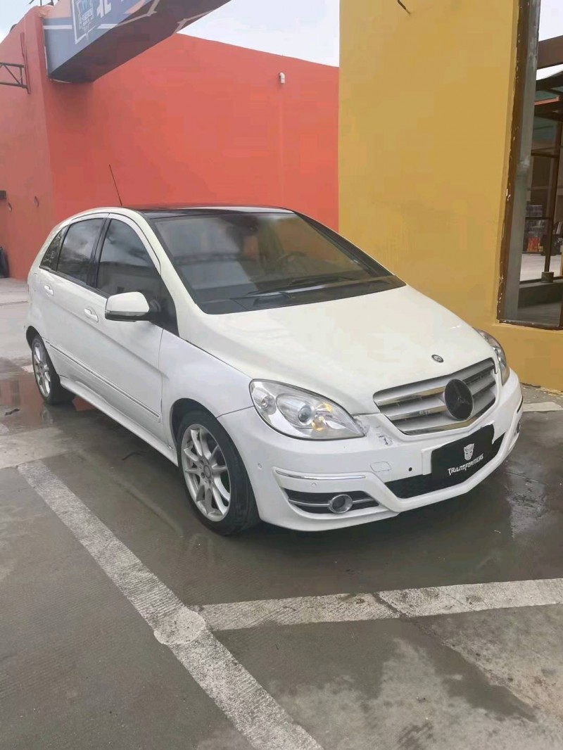 石家庄10年奔驰B3