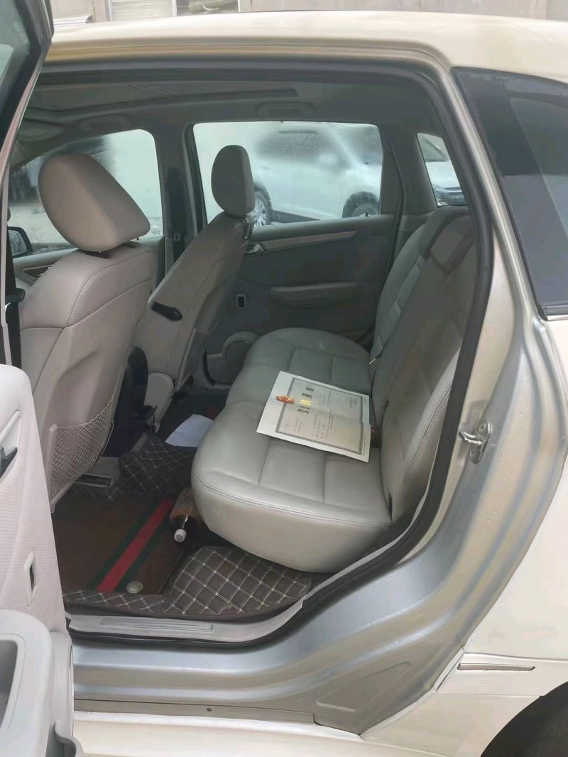 石家庄10年奔驰B5