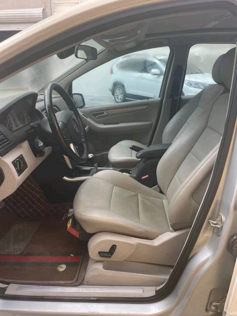 石家庄10年奔驰B6