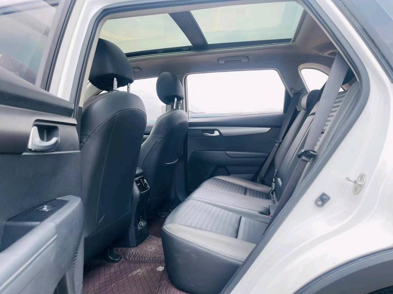 东莞19年起亚智跑5