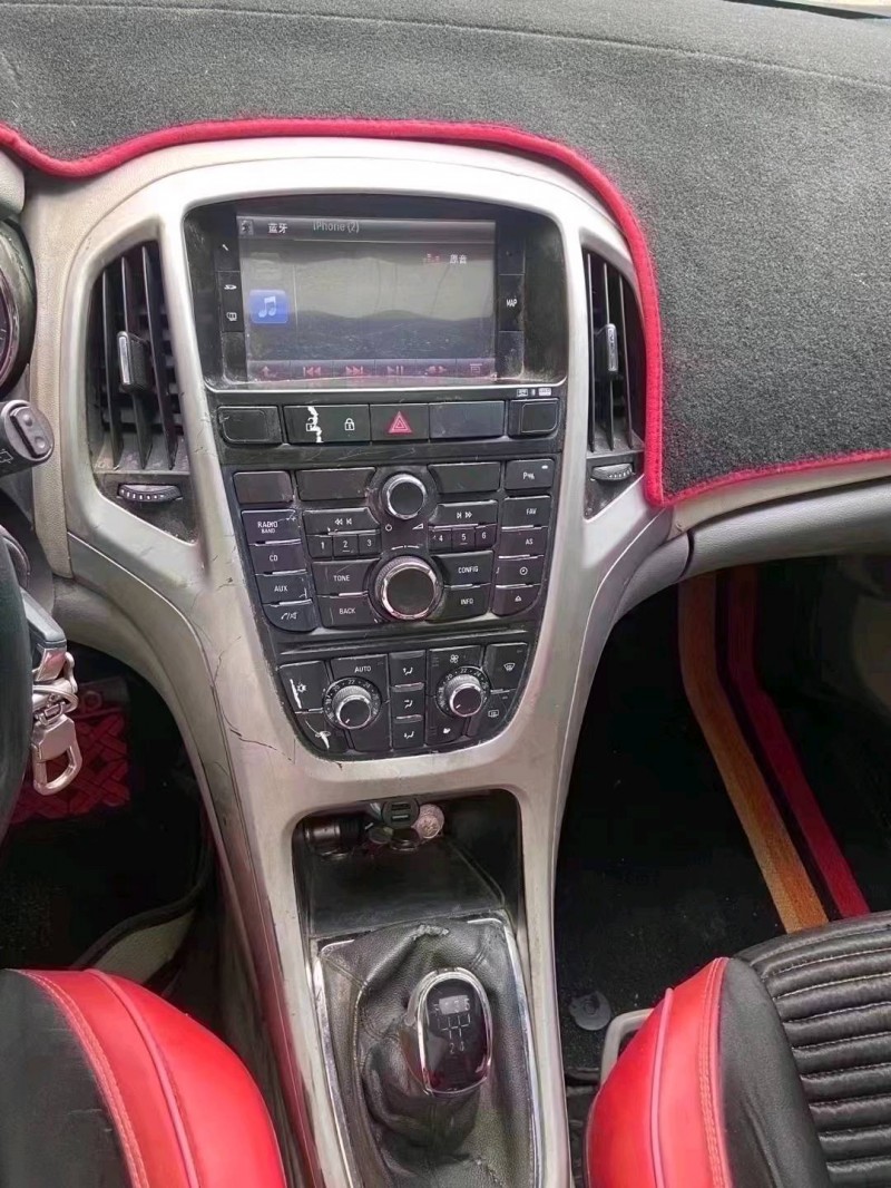 北京11年别克英朗6