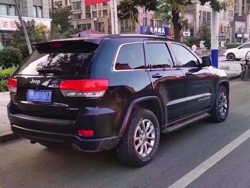 北京13年Jeep大切諾基4